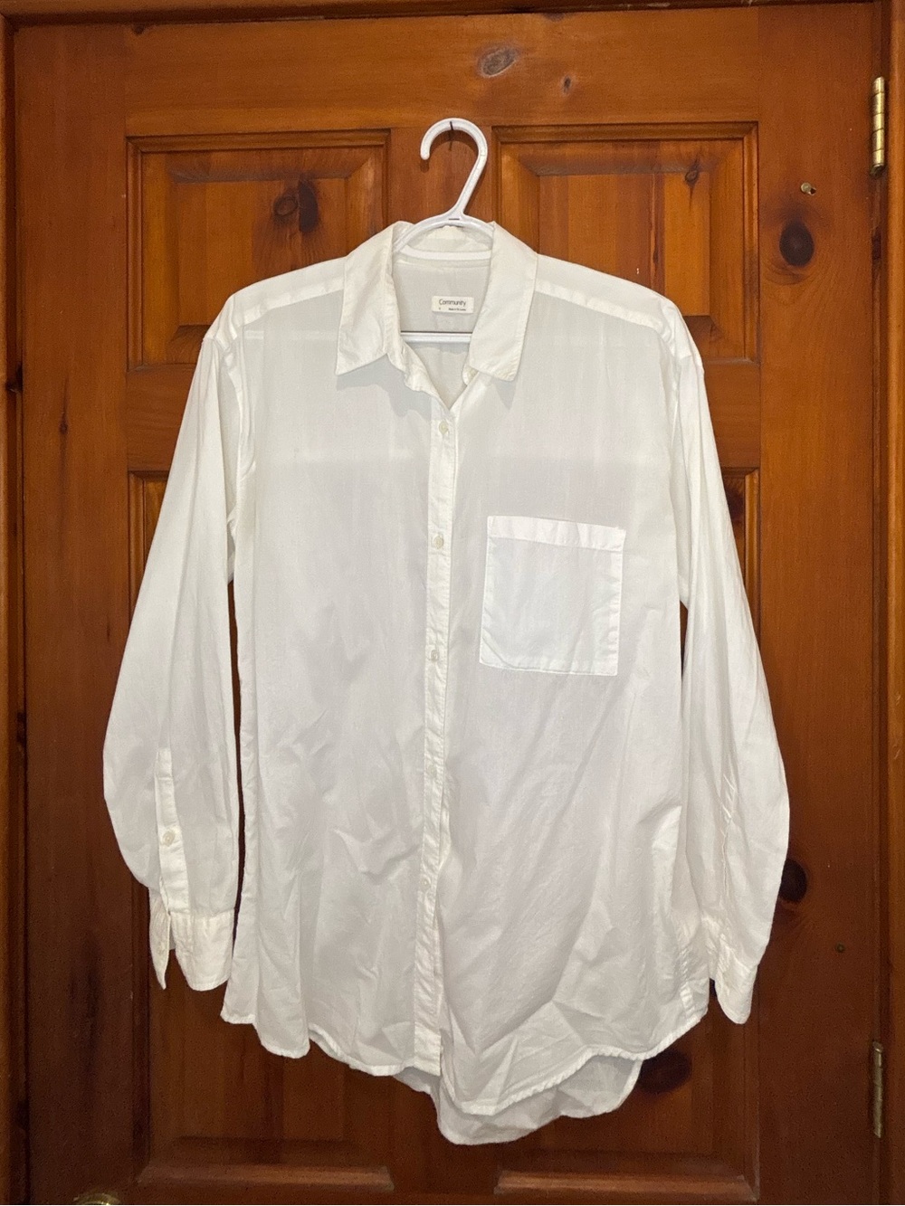 Aritzia Community White Long Sleeve Button Up Size S